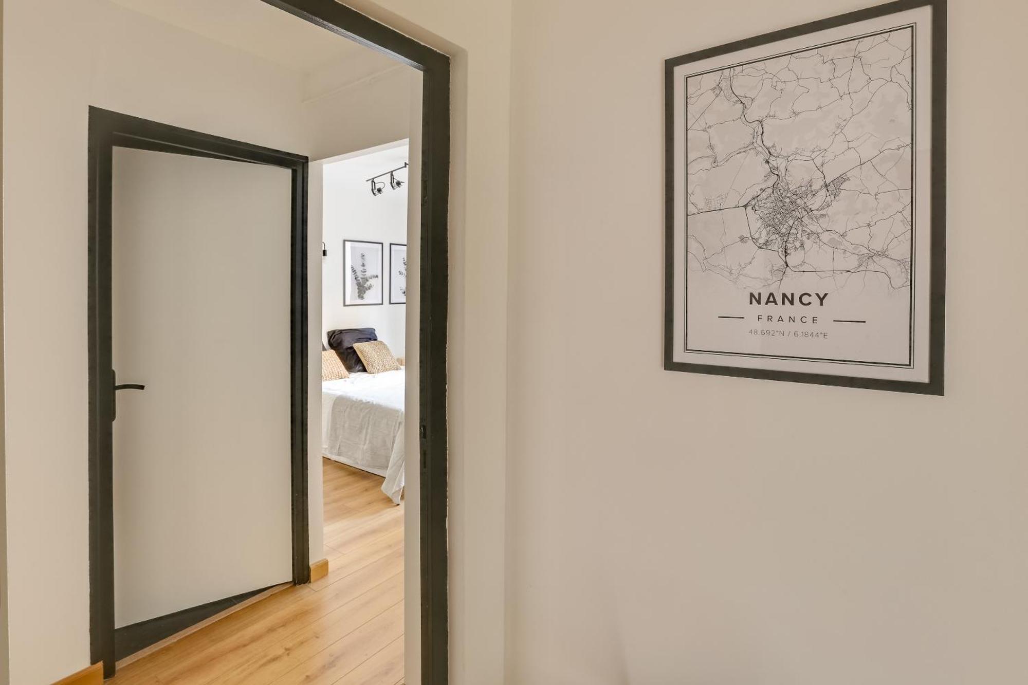 Suites Independantes Toutes Equipees Leopold Ou Carnot Nancy Exterior photo